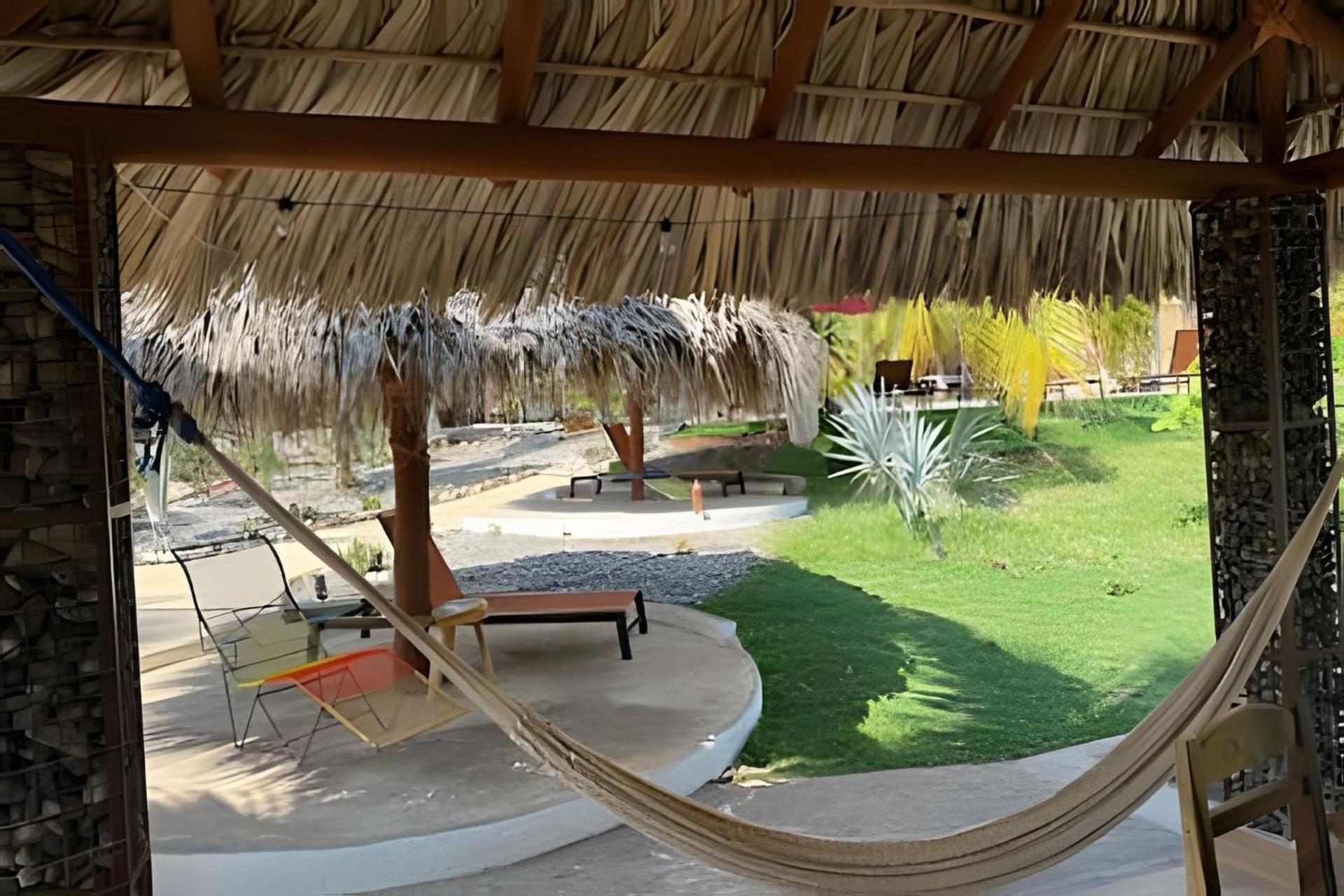 Casa Las Palmas Playa La Saladita Zihuatanejo Eksteriør billede